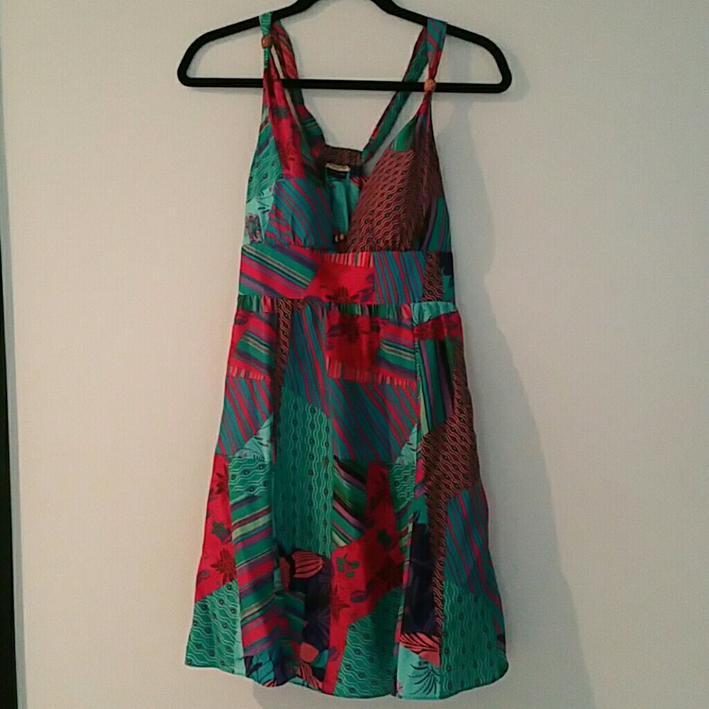 EUC GUESS Dress